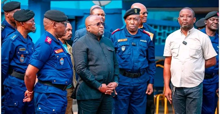 RDC : le VPM SHABANI inspecte les installations et le matériel de la LNI