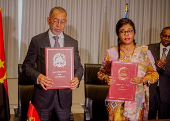 RDC : Acacia Bandubola signe un accord stratégique sur l&rsquo;exploitation pétrolière avec l&rsquo;Angola