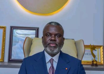 Médias à Kinshasa : Israël Mutombo en tête du classement des journalistes les plus suivis en 2026
