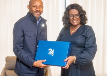 Patrick Muyaya visite Gabon 24 et plaide pour une coopération renforcée entre les médias publics africains