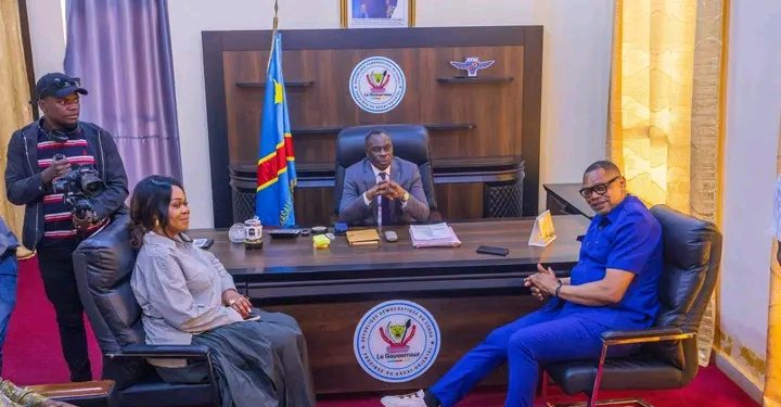 Numérique au Kasaï Oriental : la fibre optique et l’intelligence artificielle au cœur des échanges à Mbujimayi entre Jean-Paul Mbwebwa Kapo et José Mpanda Kabangu