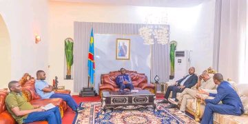 Kasaï Oriental : le Gouverneur Jean-Paul Mbwebwa Kapo soutient un projet de transformation locale du diamant