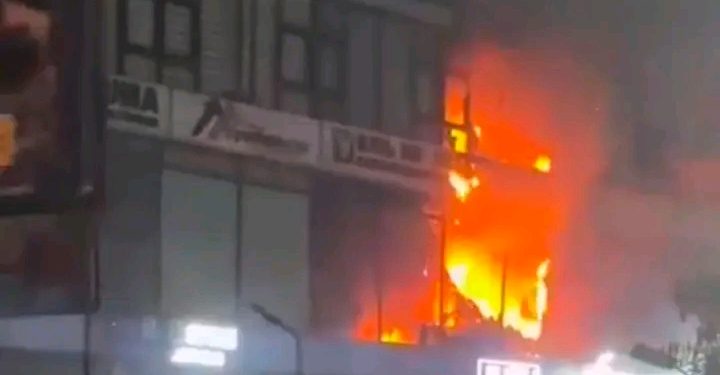 Kinshasa : un incendie mortel frappe une salle de fête pendant une célébration de mariage