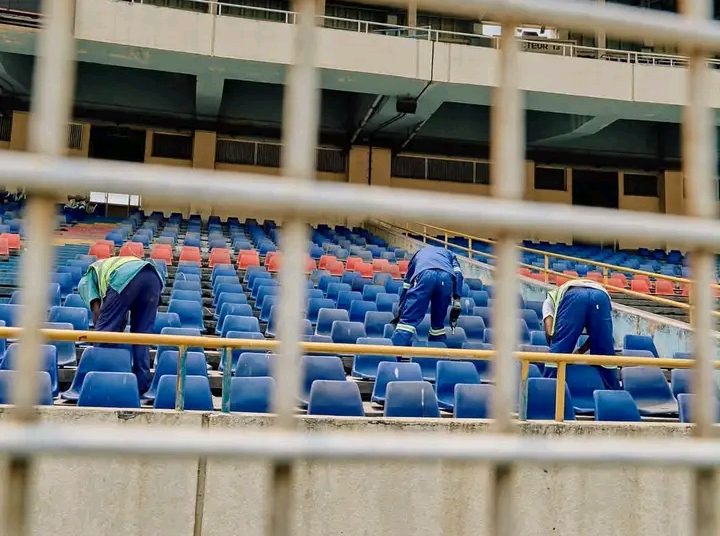 Stade des Martyrs : les travaux de réhabilitation avancent à grands pas avant l’échéance de la CAF 