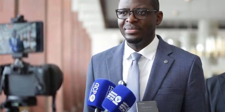 Kinshasa-Funa : Eric Tshikuma plaide pour renforcer les moyens matériels de la police et des communes