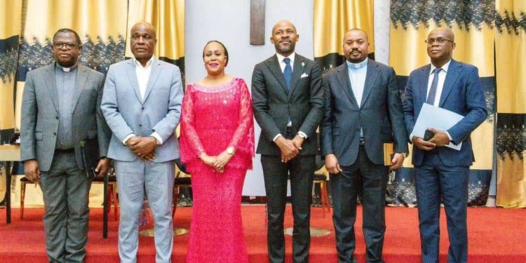 Dialogue national : Muyaya, Fayulu et Mushobekwa confrontent leurs visions à la CENCO