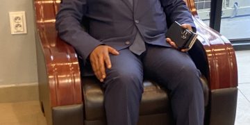 Uvira : Willy Mishiki monte au créneau et rétablit la vérité sur les projets d’infrastructures de la ville
