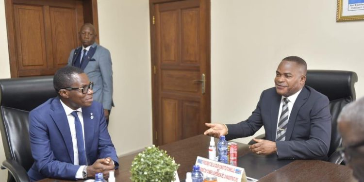 Présumées spoliations des biens des Anciens Combattants : Eliezer Ntambwe sollicite l’appui de la justice